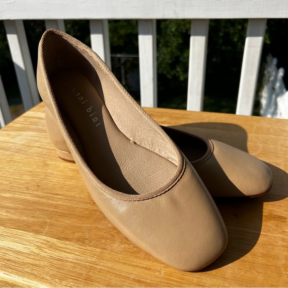 Gianni Bini Shoes - 𝅺Gianni Bini Biehler Leather Made in Brazil Flats Size 10